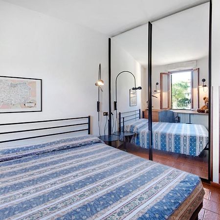 Lake View Apartment Gardone Riviera Luaran gambar