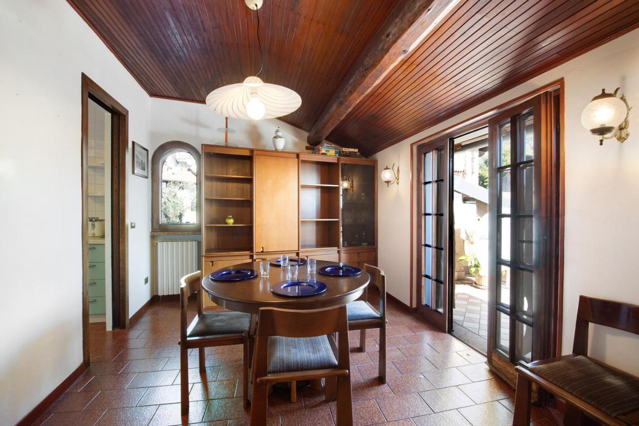 Lake View Apartment Gardone Riviera Luaran gambar